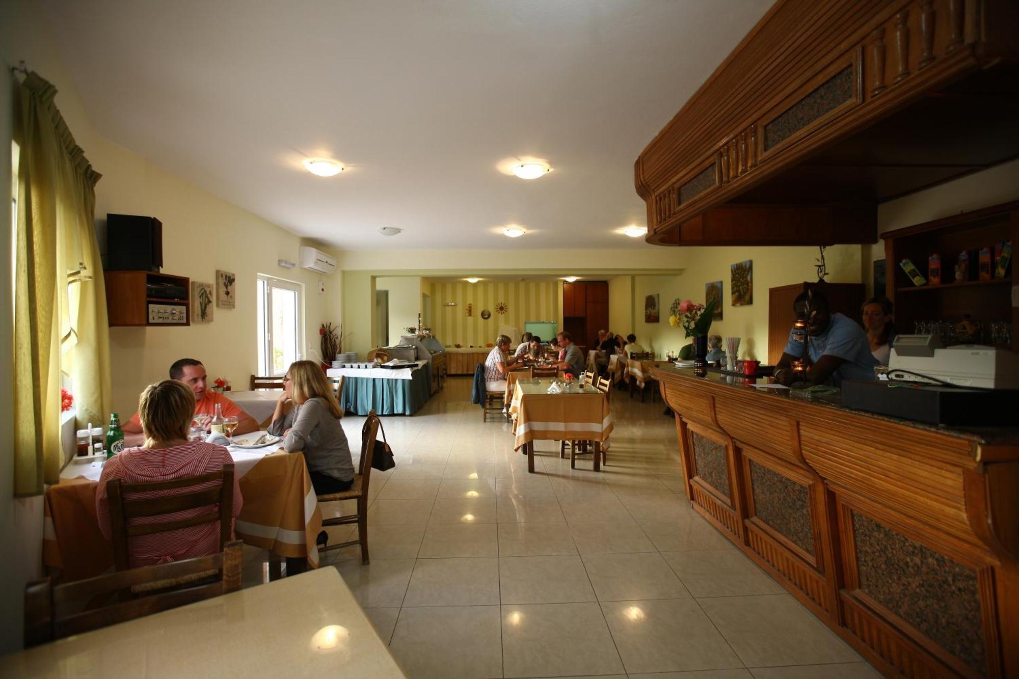 Ormos Atalia Hotel Bali  ภายนอก รูปภาพ