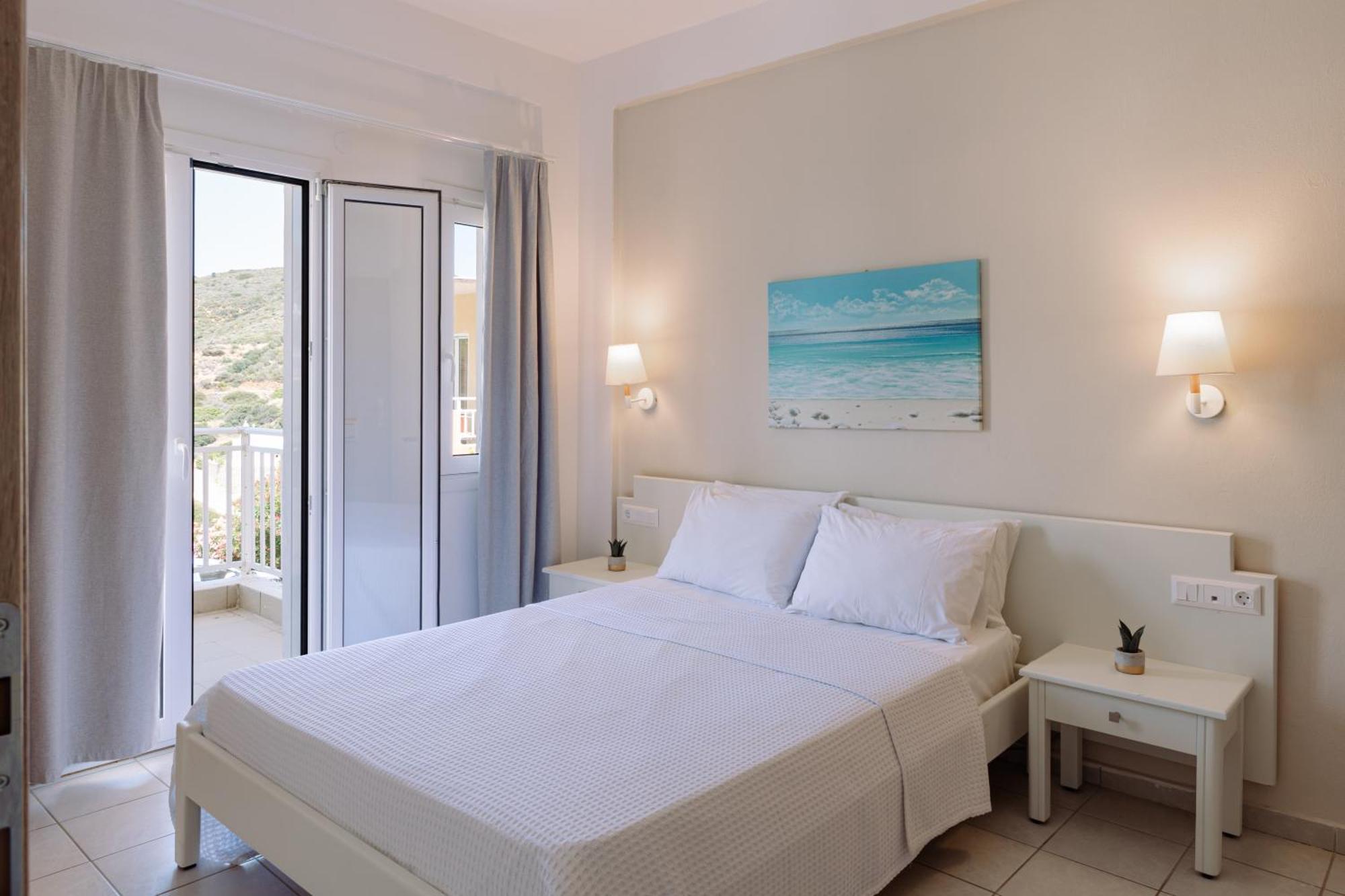 Ormos Atalia Hotel Bali  ภายนอก รูปภาพ